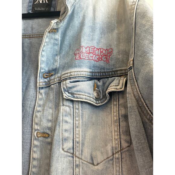 Zara men Graffiti  Graphic Light Bleach Wash Denim Jacket 90's Y2K Style - Picture 4 of 9